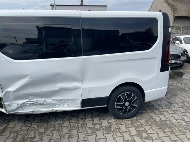 Opel Vivaro Klimatyzacja 9 osobowy Czujniki parkowania125KM Gliwice - zdjęcie 6