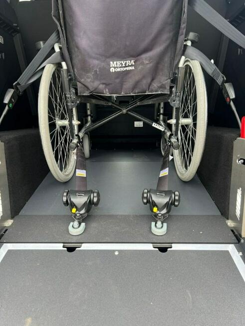 Kangoo 1.3 TCe Equilibre Łódź - zdjęcie 9