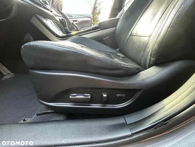 Hyundai i40 1.7 CRDi Automatik Premium Mała Wieś - zdjęcie 12