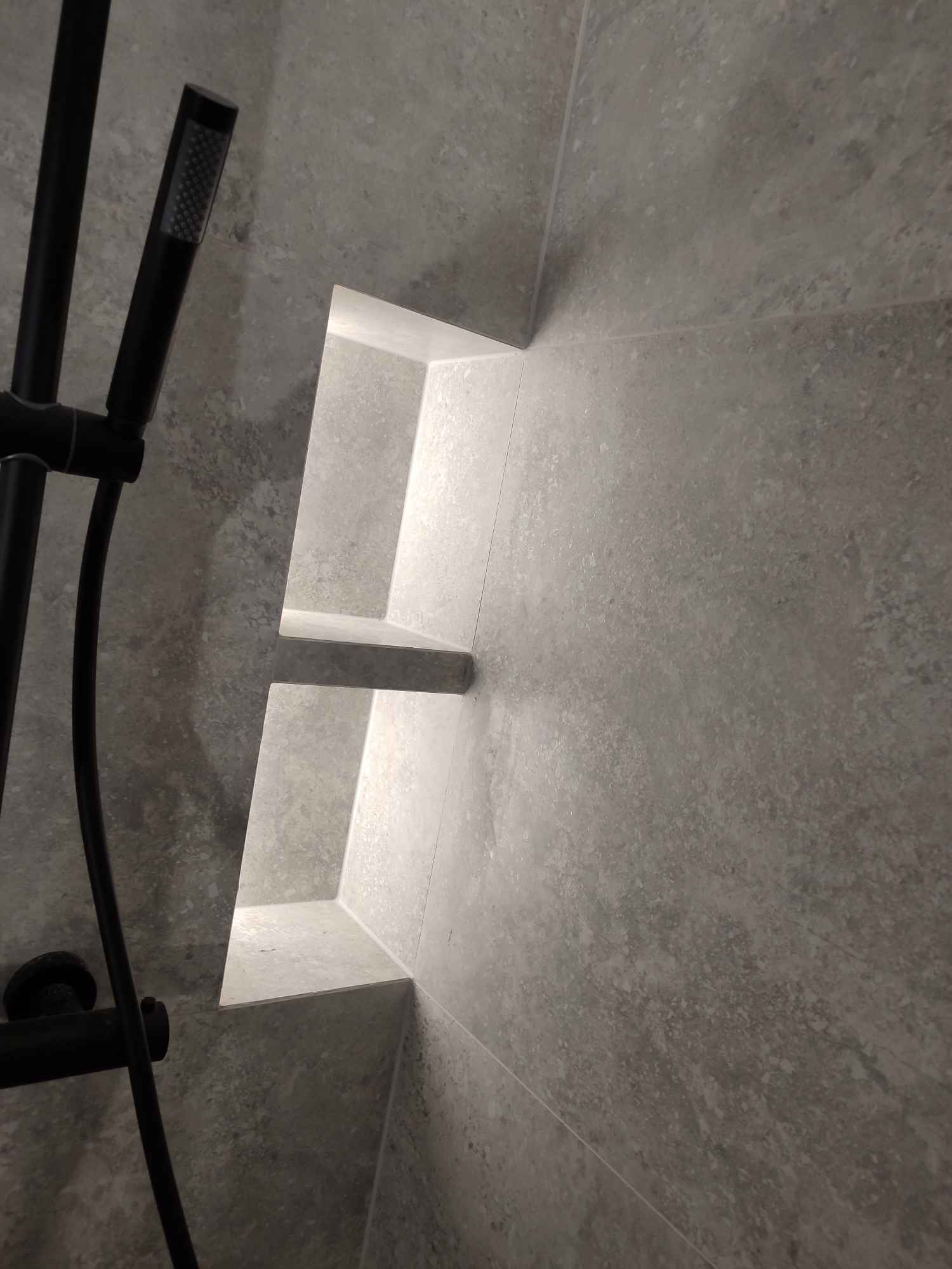 Usługi remontowe wykończenia wnętrz łazienki flizowanie Niepołomice - zdjęcie 1