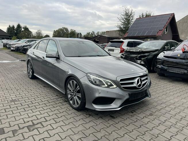 Mercedes E 250 AMG Line 4Matic Skóra Automat Kamera Podgrzewanie HAK Gliwice - zdjęcie 6