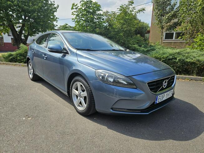 Volvo V40 Ładne i Zadbane* Panorama dach* Rok GWARANCJI Opoczno - zdjęcie 6