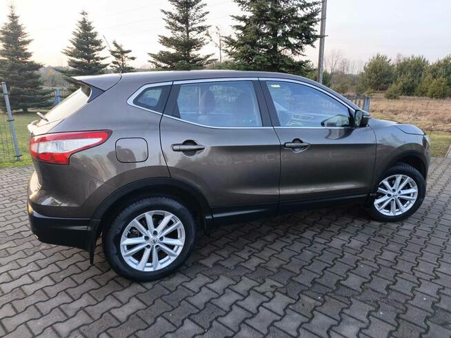 Nissan Qashqai benzyna w wersji Acenta Płock - zdjęcie 6