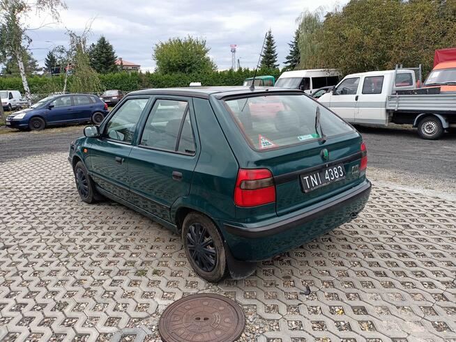 Skoda Felicja 1.3 99r Brzozówka - zdjęcie 3