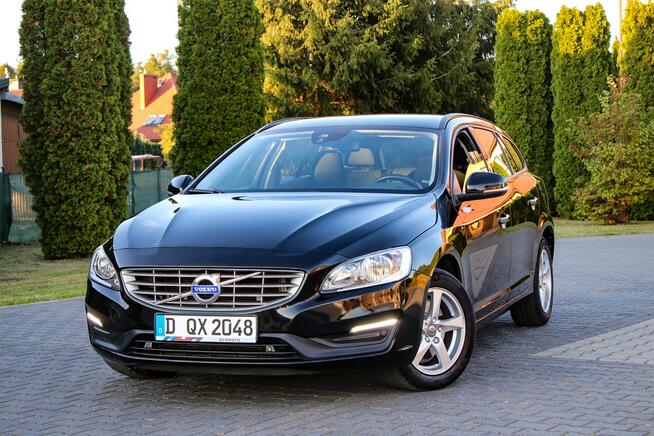Volvo V60 150KM Navi Ledy Podgrzewane Fotele Tempomat Parktronik Ostrów Mazowiecka - zdjęcie 5