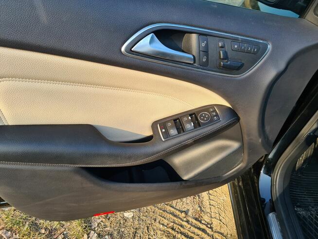 Mercedes-Benz B 250 Benzyna Automat Skóry Pakiet AMG Olsztyn - zdjęcie 5