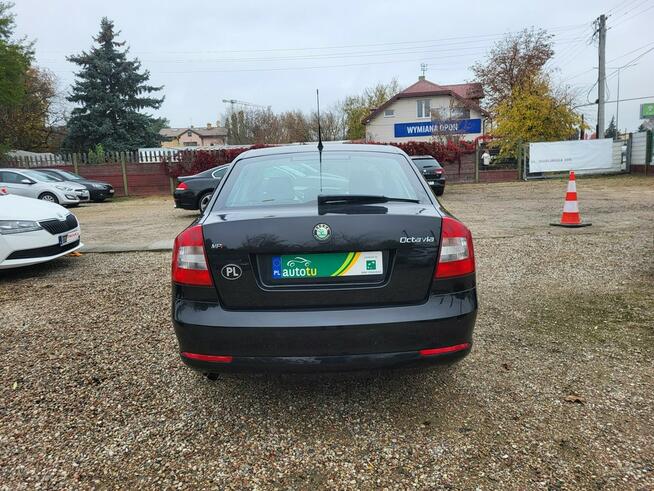 Škoda Octavia 2009 rok/1.6 MPI 102 KM/Odpala/Jeździ/Salon Polska Warszawa - zdjęcie 7