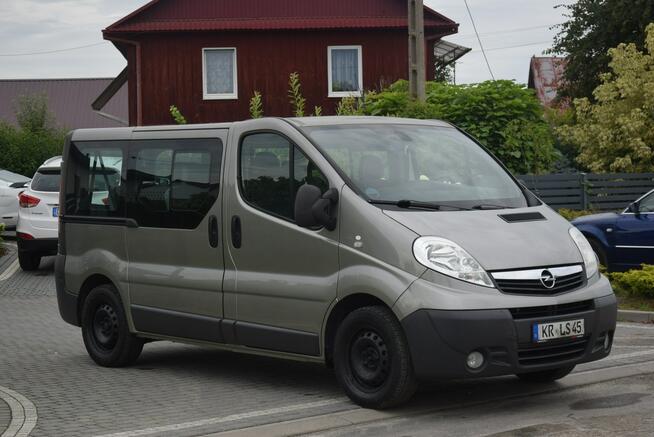 Opel Vivaro 2.0D Trafic 9 Osobowy Klima Hak 2013r Sprowadzony Opłacony Majdan Sieniawski - zdjęcie 6