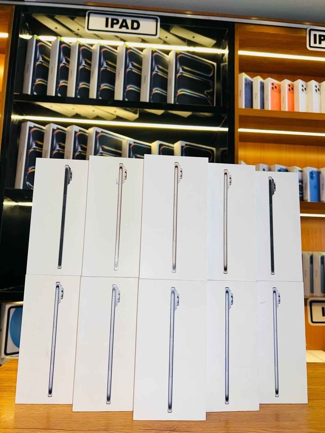 Samsung S26 Ultra, Samsung S26, Samsung S25 Ultra, iPhone 17 Pro Max, Stare Miasto - zdjęcie 2