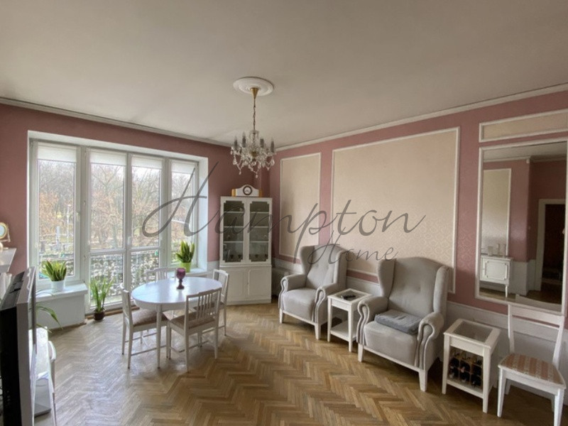 3 pokoje w przedwojennej kamienicy, wysokość 3m Mokotów - zdjęcie 1