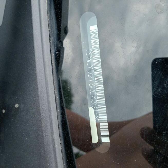 Suzuki Vitara niski przebieg Fabryczna - zdjęcie 12