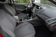 Ford Focus Titanium + ! 1.6i 150KM Manual ! Full Opcja ! Opłacony ! Zwoleń - zdjęcie 9