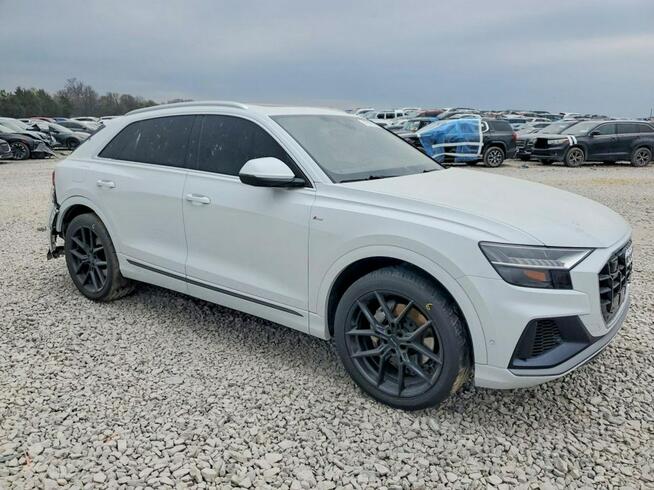 Audi Q8 / Quattro / S-Line / niski przebieg Wrocław - zdjęcie 3