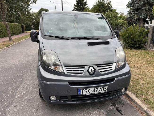 Trafic Long Passenger Black Edition Skarżysko-Kamienna - zdjęcie 9