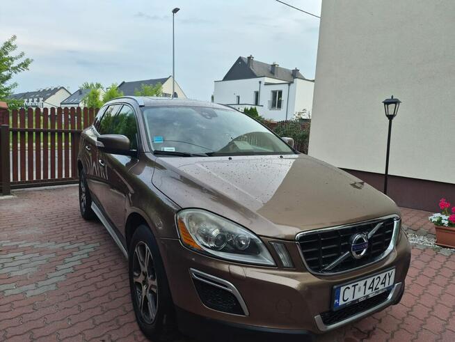 Volvo XC 60 2.4 D 215 KM z polskiego salonu Toruń - zdjęcie 2