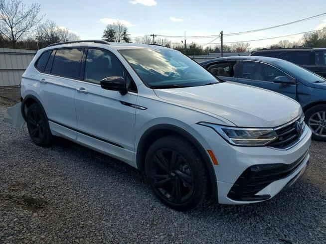 Volkswagen Tiguan 4x4 / R-LINE BLACK / niski przebieg Warszawa - zdjęcie 3