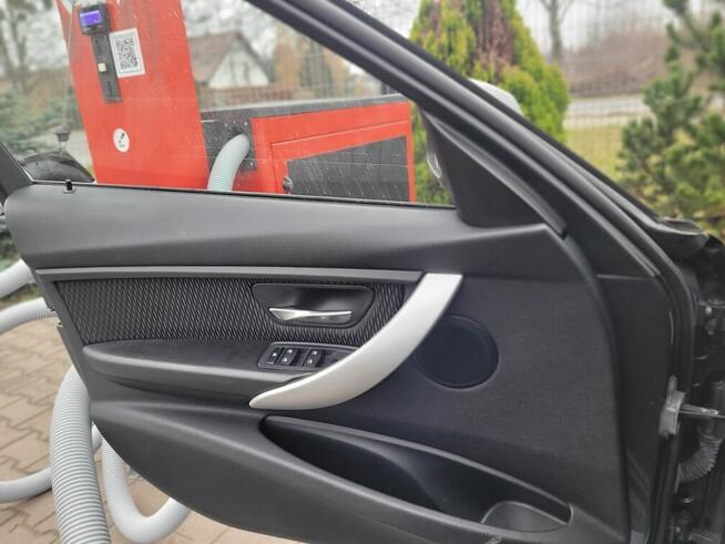 BMW F31 330d Touring Edition Exlusiv Poznań - zdjęcie 10