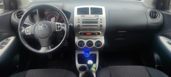 Toyota Urban cruiser 1.3 benzyna 6 biegow Lipsko - zdjęcie 12