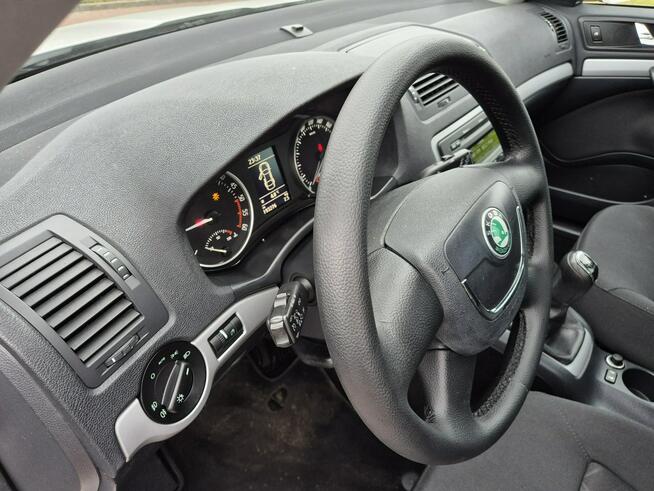 Škoda Octavia Oryginał Stan Bezwypadkowy  I Właściciel Serwis do końca Zielona Łąka - zdjęcie 11