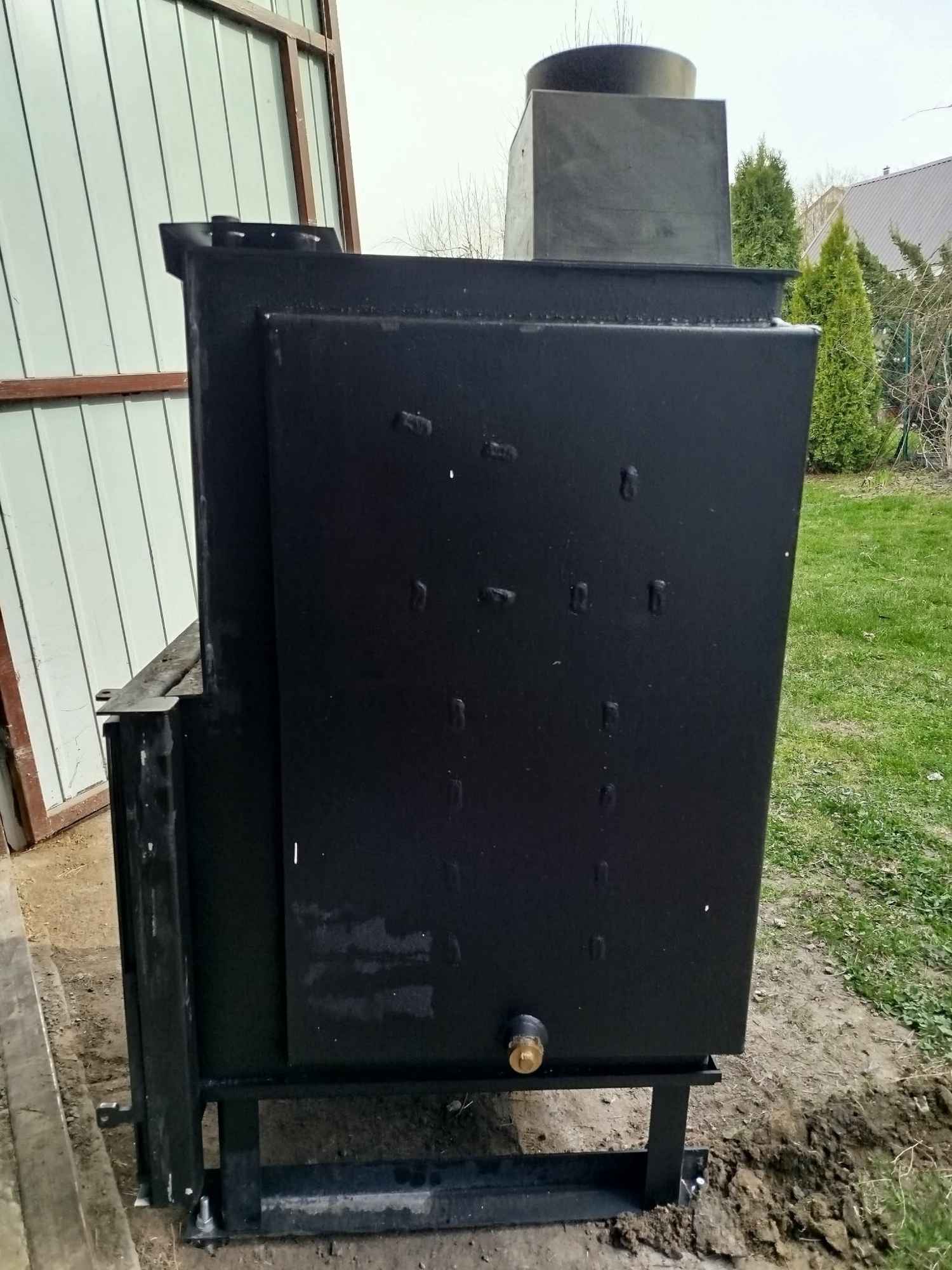 używany kominek z płaszczem wodnym Lava Base PL 17 kW Szczebrzeszyn - zdjęcie 5