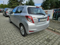 Toyota Yaris Krajowy / 11/12r./ Klimatyzacja / 6 Biegów / Komputer Ruda Śląska - zdjęcie 5