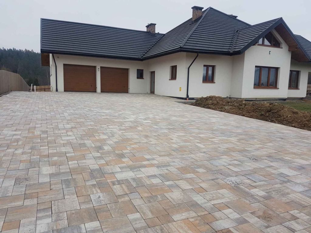 Układanie kostki brukowej | Schody | Granit | Minikoparka Krosno - zdjęcie 2