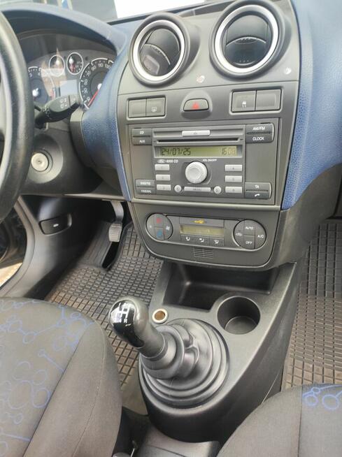 Sprzedam Ford Fiesta 2006 rok Psie Pole - zdjęcie 6