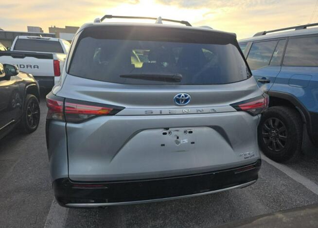 Toyota Sienna PLATINIUM / AWD / Hybryda Białystok - zdjęcie 4