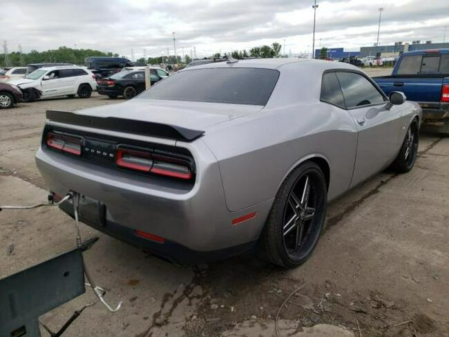 Dodge Challenger 2018, 6.4L, R/T, porysowany lakier Warszawa - zdjęcie 4