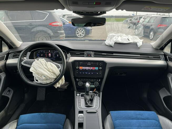 Volkswagen Passat Elegance 4Motion Automat Podgrzewanie  Kamera 240KM Gliwice - zdjęcie 8