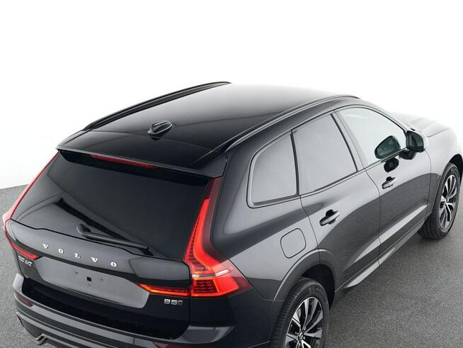 Volvo XC 60 B5(B) AWD Plus Dark MY 2025 Tychy - zdjęcie 9