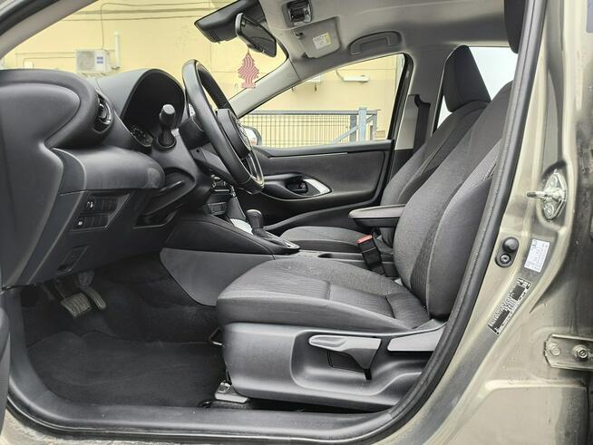 Toyota Yaris Salon PL mały przebieg Bydgoszcz - zdjęcie 7