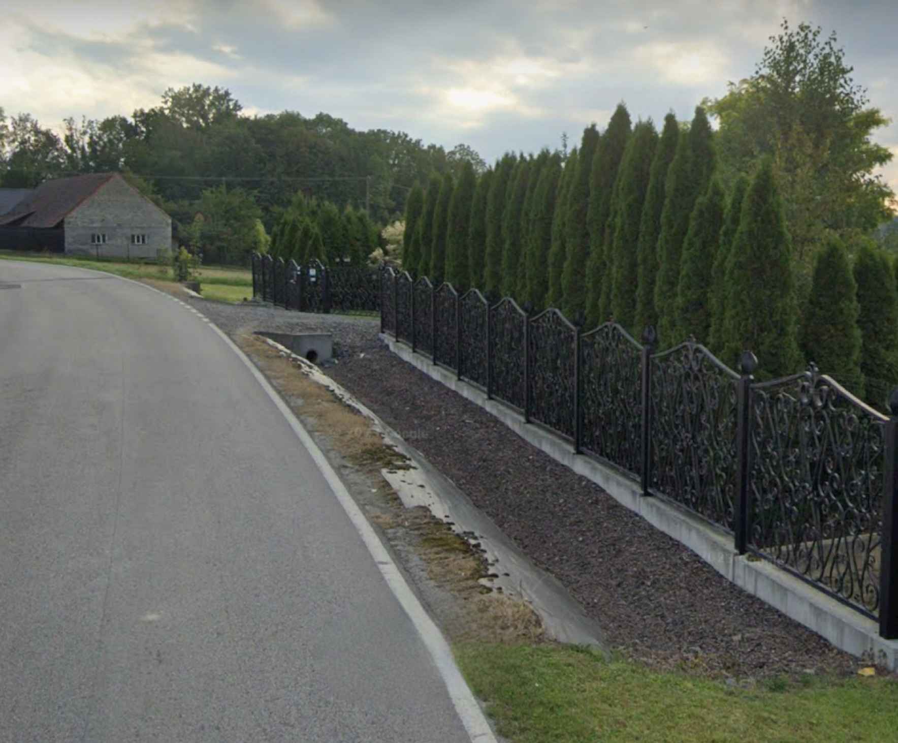 Piekny dom 230m2 z duza dzialka 56 ar i ogrodem Mikołów - zdjęcie 11