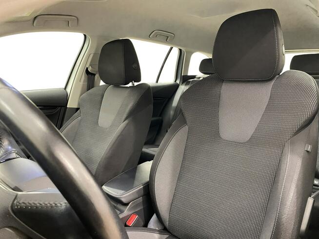 Skoda Octavia 2.0 TDI Ambition Kombi Warszawa - zdjęcie 10