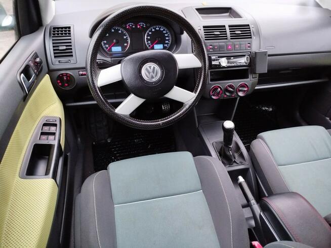 Volkswagen Polo FUN CROSS KLIMA 5 drzwi benzyna super stan 2004 r Toruń - zdjęcie 7