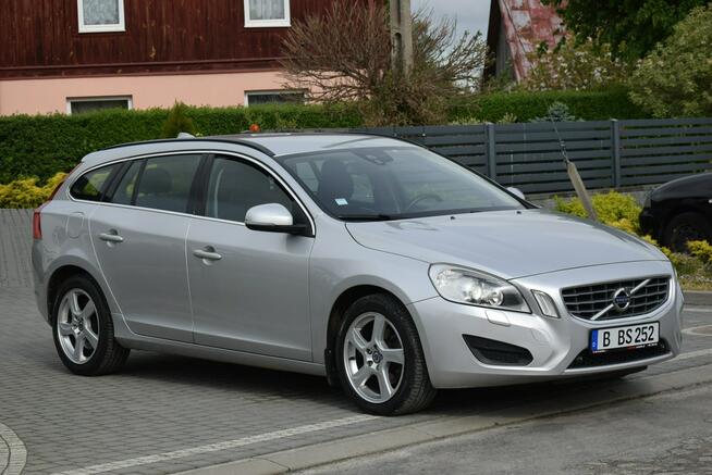 Volvo V60 2.0D Navi Podgrzewane fotele Sprowadzony Opłacony Majdan Sieniawski - zdjęcie 1