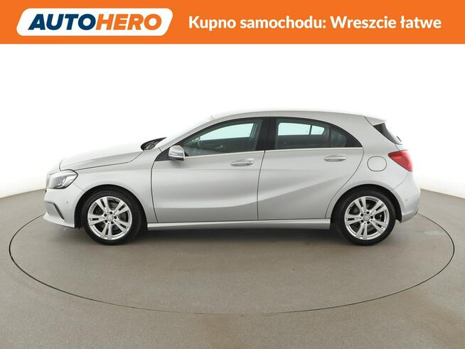 Mercedes A 180 automat półskóra full LED navi tempomat grzane fotele Warszawa - zdjęcie 2