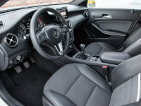 Mercedes A 180 1.6i 122KM ! Manual ! Super Stan ! Zadbana ! 190tys km Zwoleń - zdjęcie 6