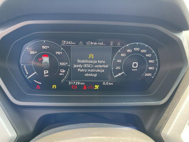 Audi Q4 e-tron Salon PL Elektryk Automat Podgrzewanie Pakrtonik Gliwice - zdjęcie 10