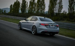 2023 Alfa Romeo Giulia - Leasing Rzeszów - zdjęcie 3