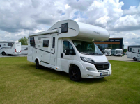 Wynajem kamperów, kampervanów, przyczep kempingowych