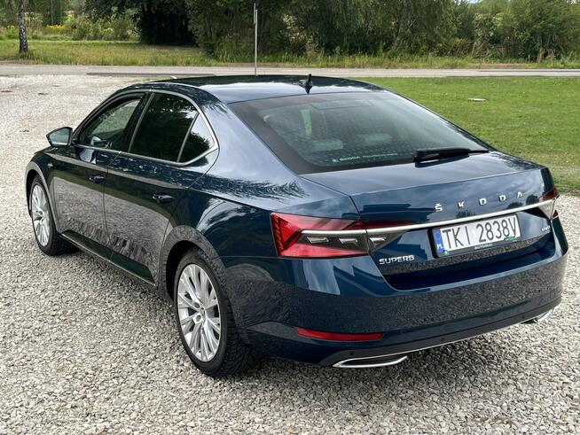 Škoda Superb L&amp;K 4x4 2.0/200KM * DSG *  **GWARANCJA** F_VAT_23% ** Daleszyce - zdjęcie 3
