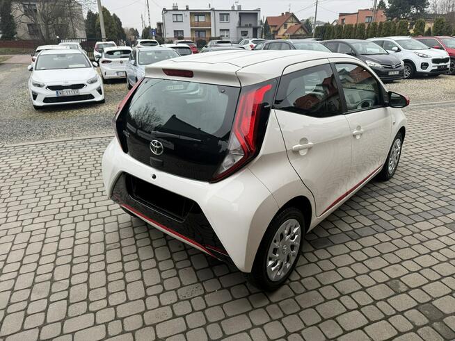 Toyota Aygo 1,0 72KM  Klimatyzacja Orzech - zdjęcie 8