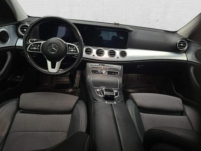 Mercedes E 220 Komorniki - zdjęcie 9