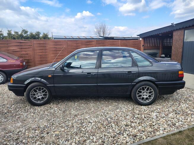 Volkswagen Passat B3 1.8 *1990r* Ostrołęka - zdjęcie 3