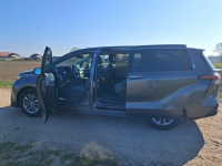 Toyota Sienna 2021 hybrid Suraż - zdjęcie 2