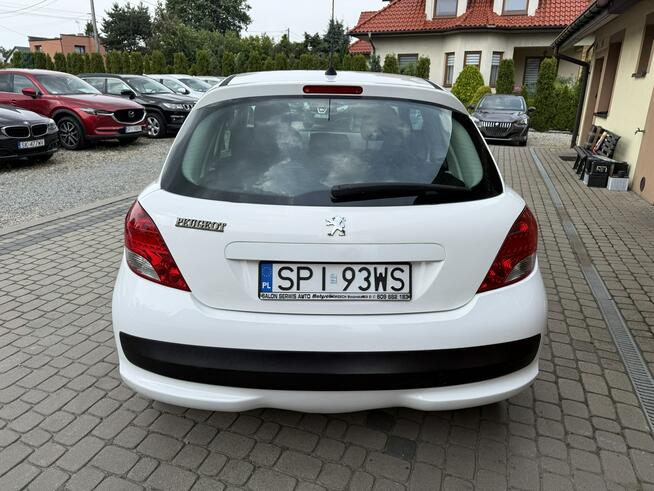 Peugeot 207 1,4 HDi 68KM  Klimatyzacja Orzech - zdjęcie 8