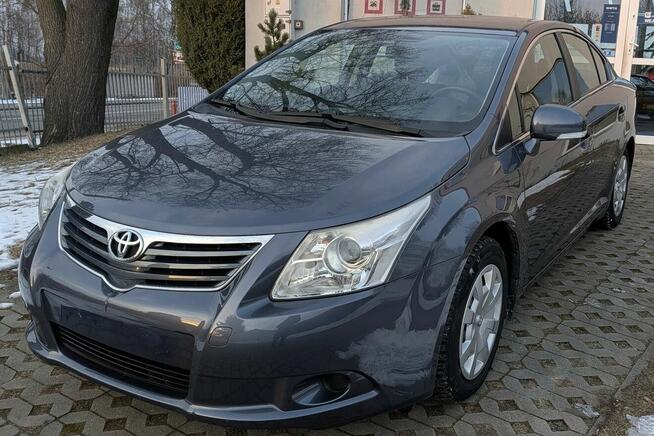 Toyota Avensis 1,6 Ozorków - zdjęcie 1