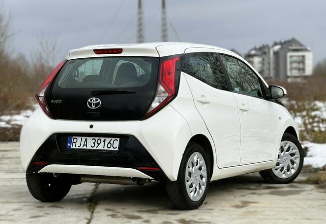 Toyota Aygo 1.0 Salon Polska, Vat23% Rzeszów - zdjęcie 9