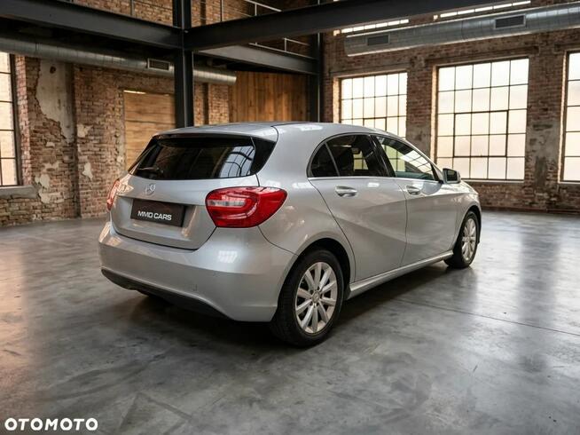 Mercedes A 180 Rok Gwarancji zadbany kamera pdc automat Kraków - zdjęcie 6